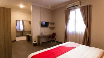 Suite Deluks | Meja kerja, Wi-Fi gratis, dan seprai linen