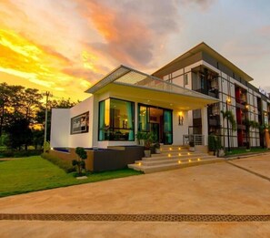 Exterior - Feungfah Litz (Phetchabun)