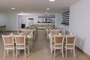 Restaurant - Hilal Hotel Tashkent (Tashkent)