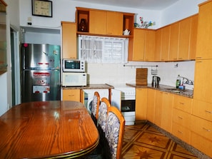 Basic Apartment | Private kitchen