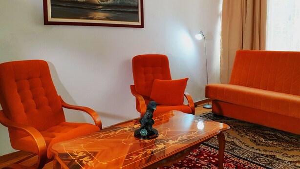 Basic Apartment | Living room | Flat-screen TV, Netflix - 2BD Apt. 3Min Walk To The Beach Netflix (Bat Yam)