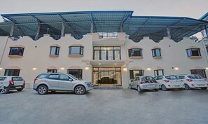 Exterior detail - Treebo Trend Mussoorie Club (Dehradun)