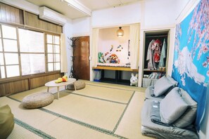 Japanese style double elegant room | Free WiFi, bed sheets