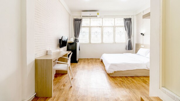 Unclassified image, 1 of 36, button - Ze Residence Bang Aor (Bangkok)
