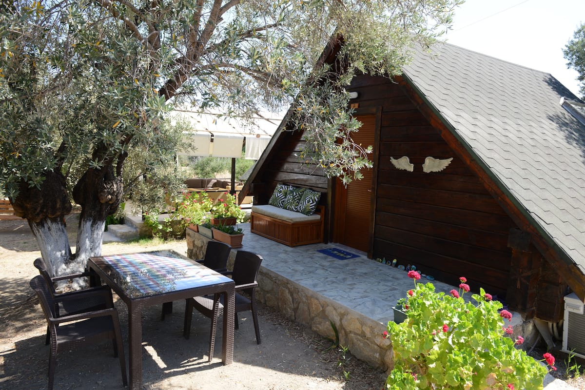 Premium Bungalow | 1 bedroom, bed sheets
