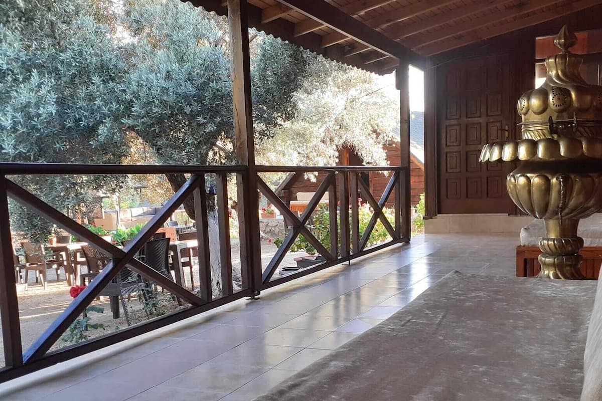 Standard Tree House | 1 bedroom, bed sheets