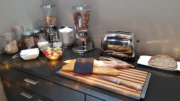 Daily continental breakfast for a fee