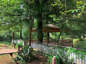 Enceinte de lâhĂ©bergement