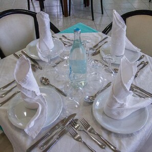 Breakfast, lunch and dinner served - Hotel El Kssour (Medenine)
