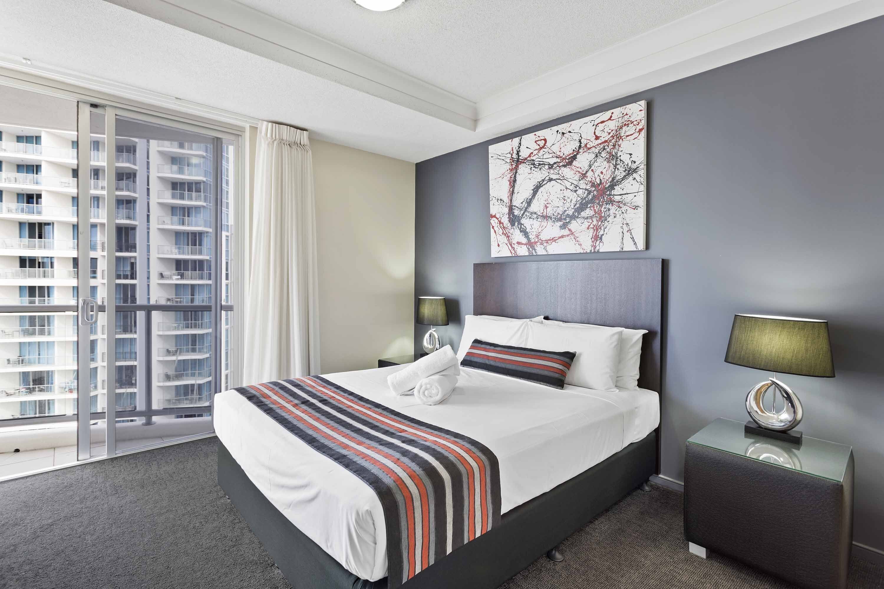 Chevron Renaissance Ocean View — image 2