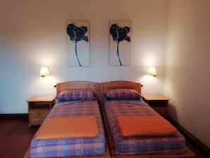Traditional Triple Room, Hill View (Ardisia) | View from room - Agriturismo Ai Gradoni (Teolo)