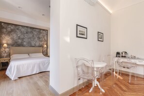 City-Suite | Schreibtisch, schallisolierte Zimmer, kostenloses WLAN, Bettwäsche