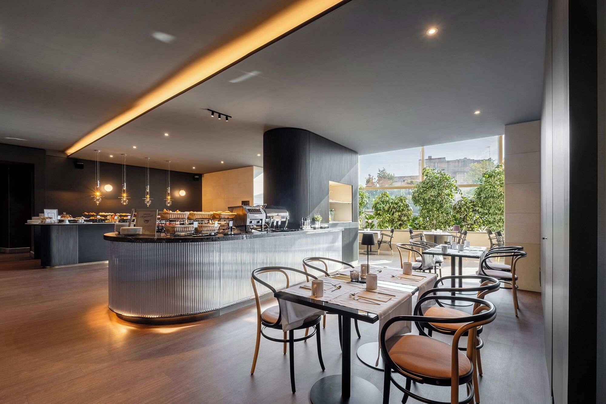 daily buffet breakfast (eur 20 per person)