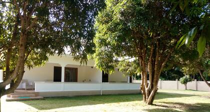 Lavigne self Catering