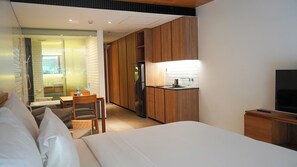 Habitación Deluxe, 1 cama King size | 1 habitación y ropa de cama de alta calidad 