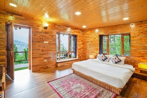 Cottage phong cách cổ điển | Ban công