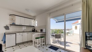Private kitchenette - Vista Bella Bungalows - Adults Only (San Bartolomé de Tirajana)