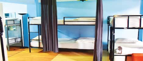 Basic Shared Dormitory, Mixed Dorm | Escritorio, wifi gratis y ropa de cama