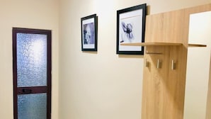 Appartement familial | Fer et planche à repasser, accès au Wi-Fi (inclus), literie fournie