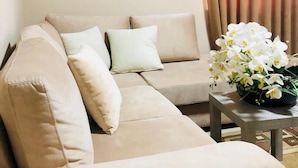 Appartement familial | Fer et planche à repasser, accès au Wi-Fi (inclus), literie fournie