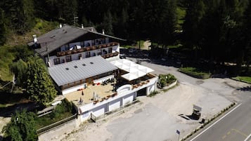 Enceinte de lâhĂ©bergement