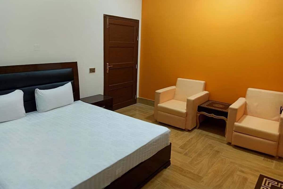 Deluxe Double or Twin Room | 1 bedroom, rollaway beds (surcharge), WiFi (free)