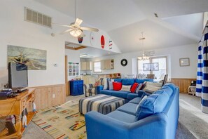 Smart TV, videojuegos y reproductor de DVD 