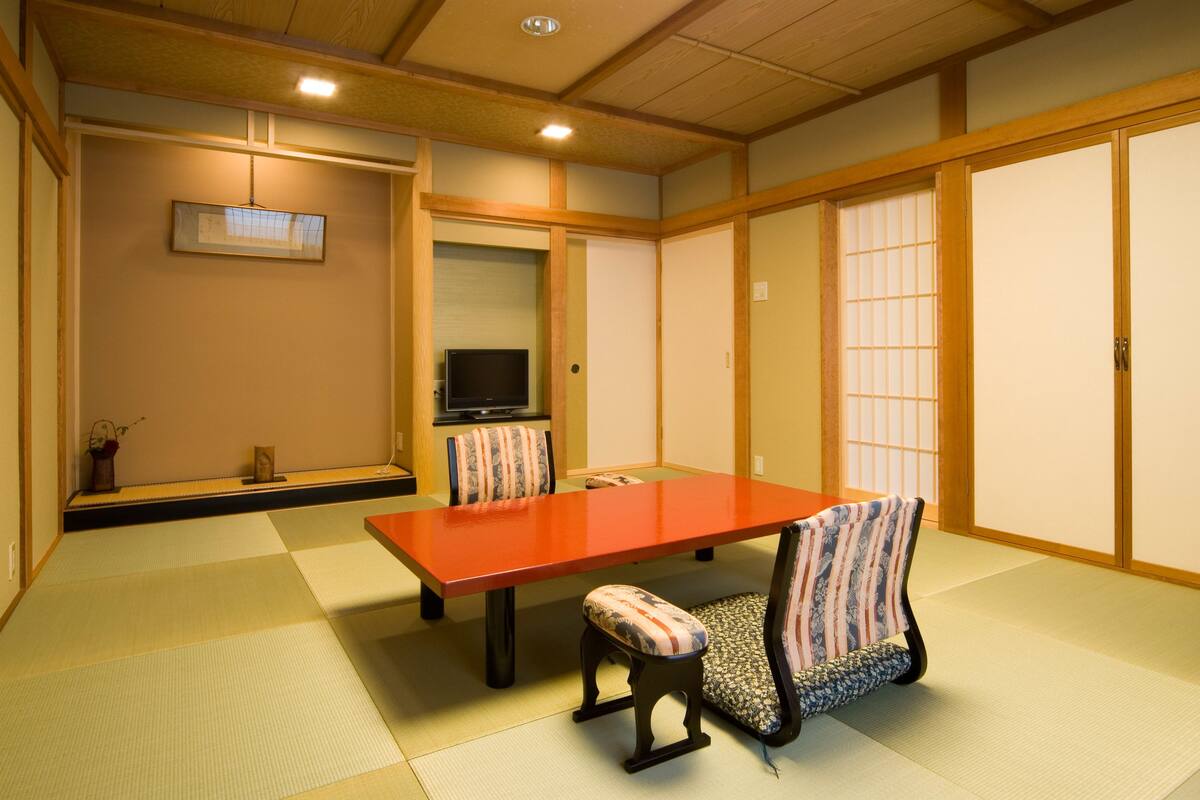 Japanese Style Room, SHION, For 5 People, with Private Open Air Bath, Non Smoking | In-room safe, blackout curtains, iron/ironing board (on request)