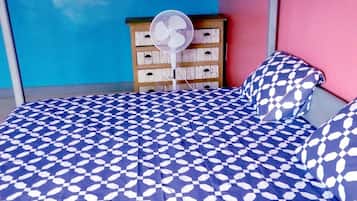 Double Room | Minibar, desk, soundproofing, iron/ironing board