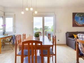 TV - Cap Roig by Interhome (L'Ampolla)