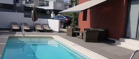 Outdoor pool, a heated pool