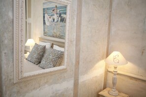 Suite (Les Trois Freres)