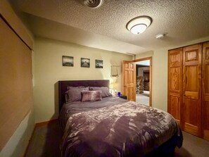 1 Schlafzimmer, Bügeleisen/Bügelbrett, kostenloses WLAN, Bettwäsche