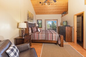 7 Schlafzimmer, Schreibtisch, Bügeleisen/Bügelbrett, kostenloses WLAN