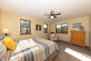 7 bedrooms, desk, iron/ironing board, free WiFi