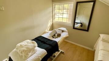 Tratamentos corporais, massagens com pedras quentes