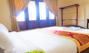 Standard Double Room | Free WiFi, bed sheets - Lyly Hotel (Vientiane)