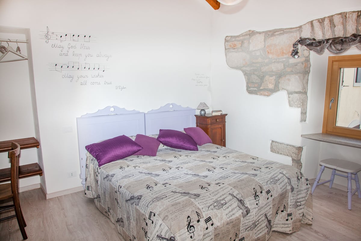 Traditional Double Room, Courtyard View (Sinfonia) | Frette Italian sheets, premium bedding, minibar, blackout drapes