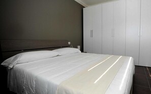 Comfort Single Room, Kitchenette