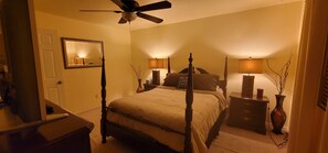 3 Schlafzimmer, Schreibtisch, Bügeleisen/Bügelbrett, kostenloses WLAN