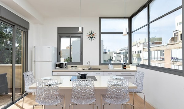 Private kitchenette