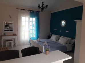 Iron/ironing board, free WiFi, bed sheets - Amelia's Garden (Corfu)