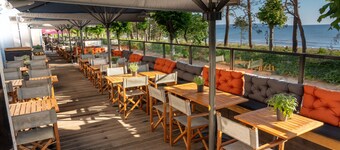 Nymphe Strandhotel & Apartments