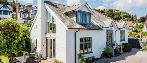 Bungalow, Ensuite, Partial Sea View | View from property