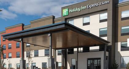 Holiday Inn Express & Suites North Battleford by IHG