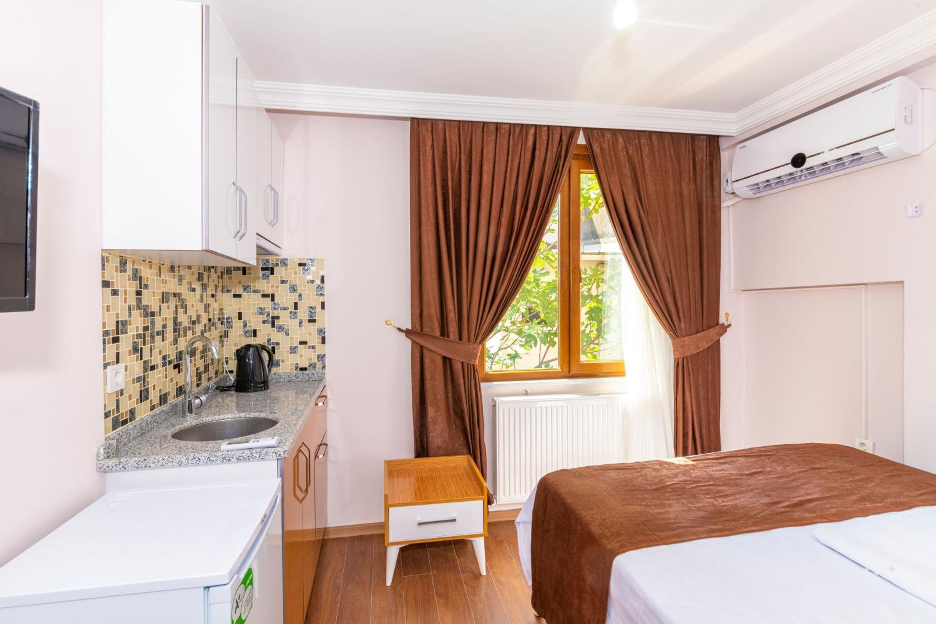 Photo - Tavra Hotel