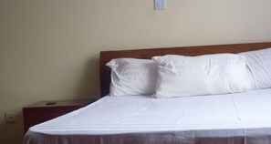 Apartamento conforto, 2 quartos | 2 quartos, escrivaninha, cortinas blackout