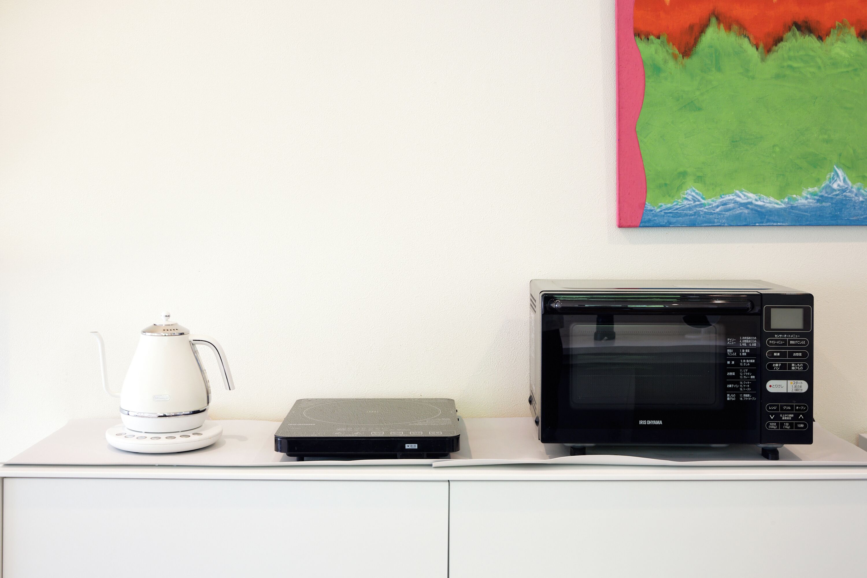 family suite | private kitchenette | mini-fridge, microwave, stovetop, coffee/tea maker