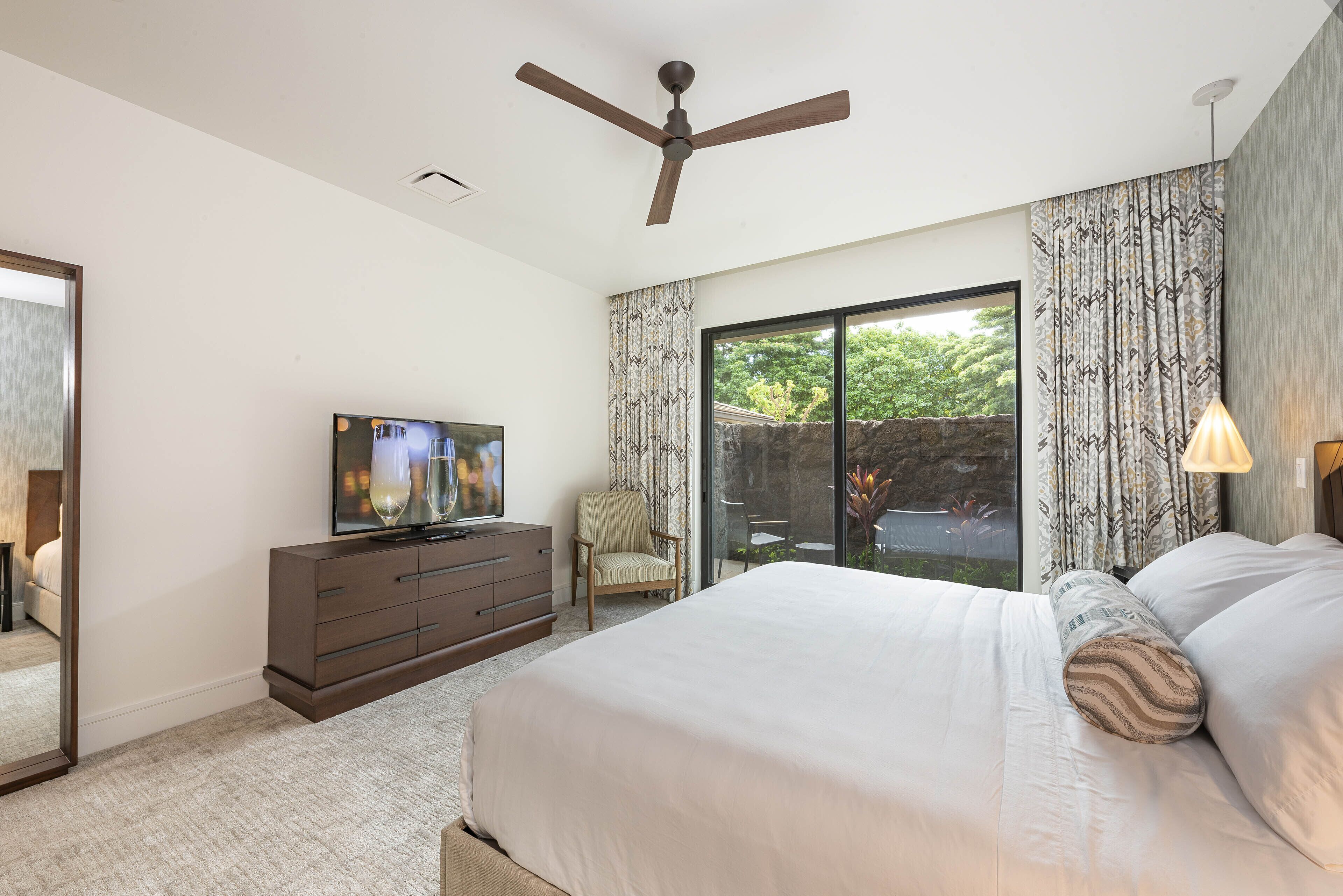 3 bedrooms, iron/ironing board, travel crib, free WiFi