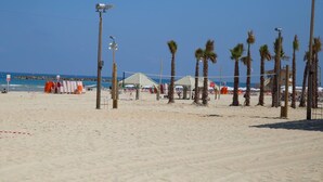 Unclassified image, 2 of 10, button - Cool 1BR in Rotem Shani by Holyguest (Tel Aviv)